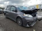 2019 Toyota Sienna XLE