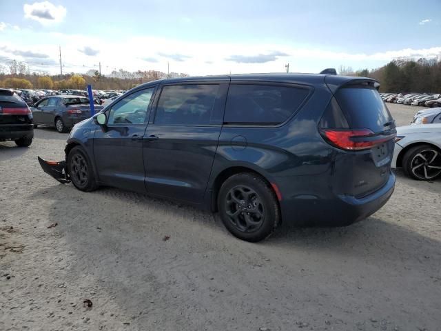 2022 Chrysler Pacifica Hybrid Limited