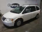 2006 Chrysler Town & Country LX