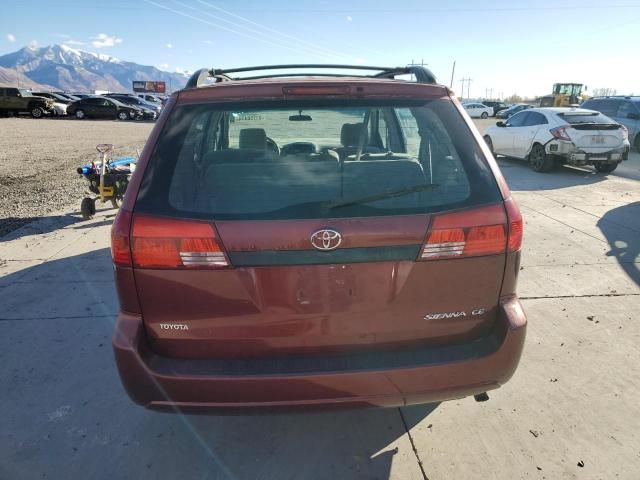 2004 Toyota Sienna CE