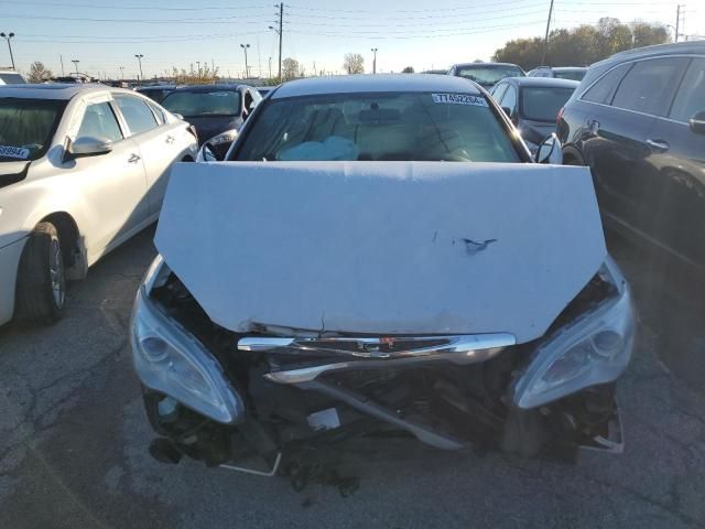 2013 Chrysler 200 Touring