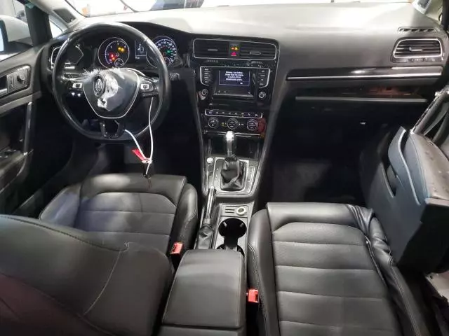 2015 Volkswagen Golf TDI