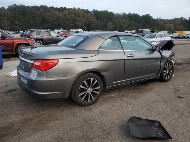 2013 Chrysler 200 S