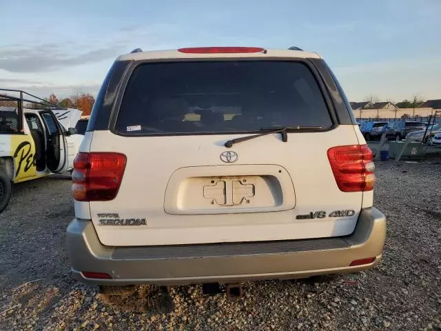 2004 Toyota Sequoia SR5