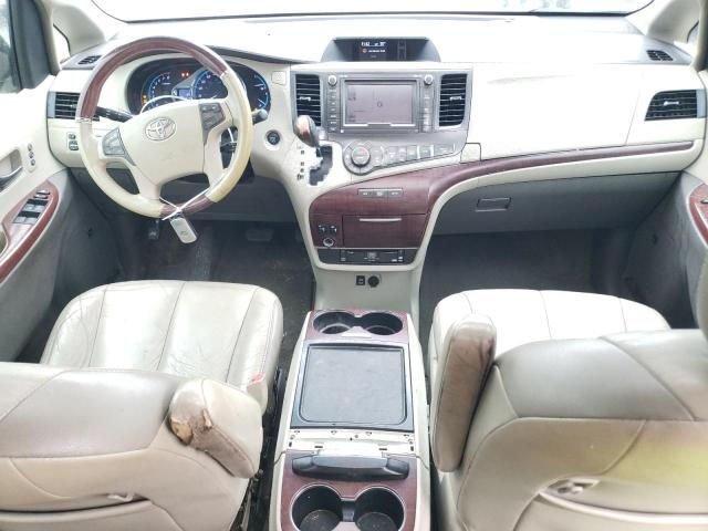 2012 Toyota Sienna XLE