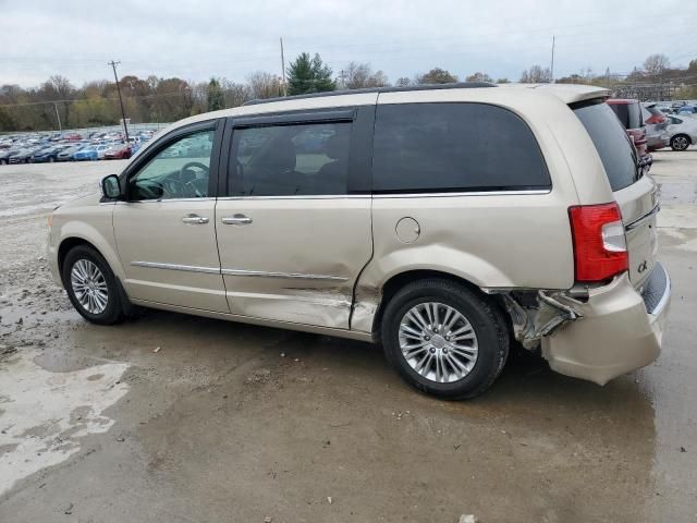 2015 Chrysler Town & Country Touring L