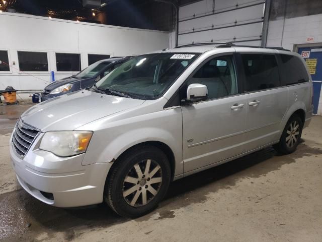 2009 Chrysler Town & Country Touring