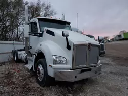 Vehiculos salvage en venta de Copart Des Moines, IA: 2015 Kenworth Construction T880