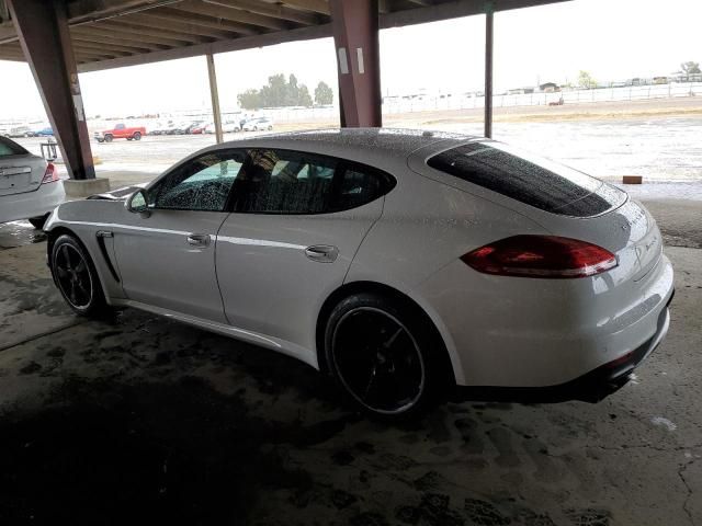 2015 Porsche Panamera S