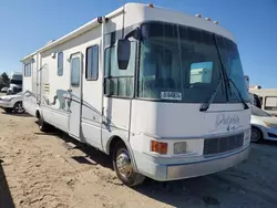 Salvage trucks for sale at Sun Valley, CA auction: 2000 Ford F550 Super Duty Stripped Chassis