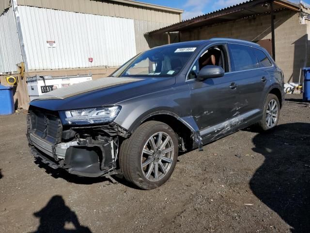 2018 Audi Q7 Premium Plus