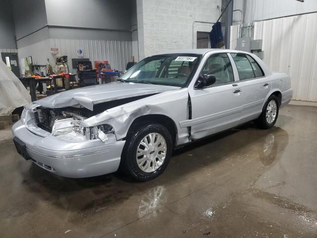 2003 Ford Crown Victoria LX