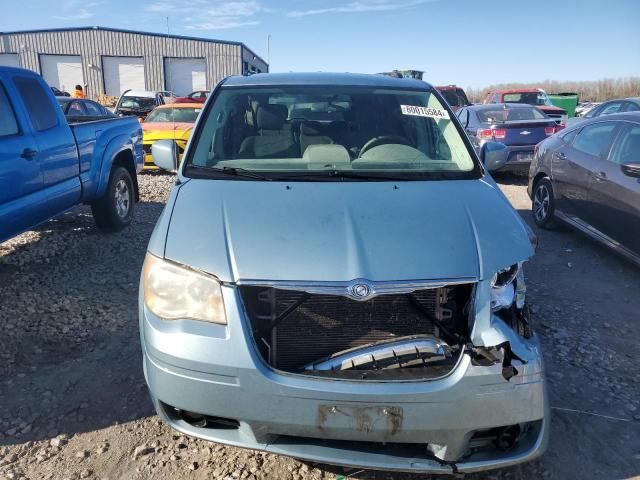 2010 Chrysler Town & Country Touring