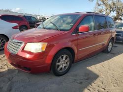 Chrysler Vehiculos salvage en venta: 2009 Chrysler Town & Country Touring