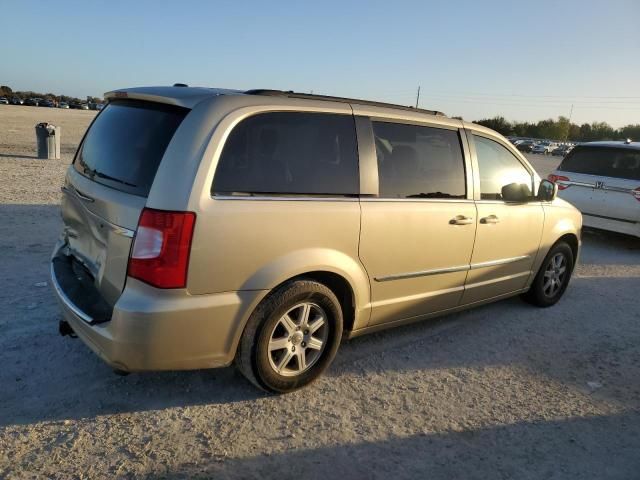 2011 Chrysler Town & Country Touring