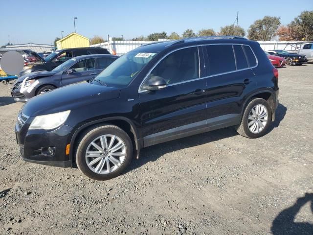 2010 Volkswagen Tiguan SE