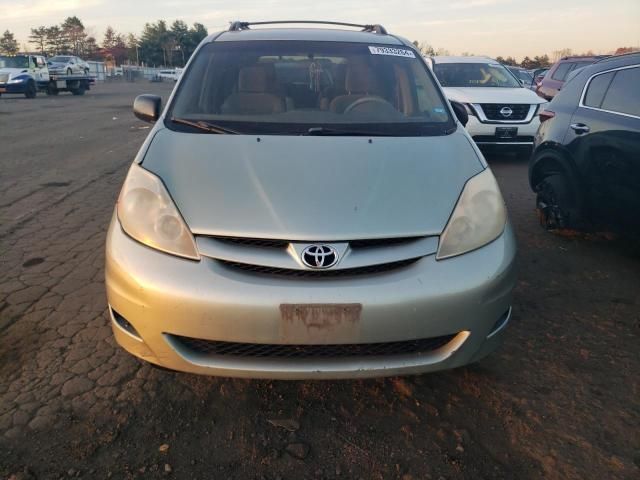 2006 Toyota Sienna LE