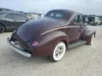 1940 Ford Deluxe