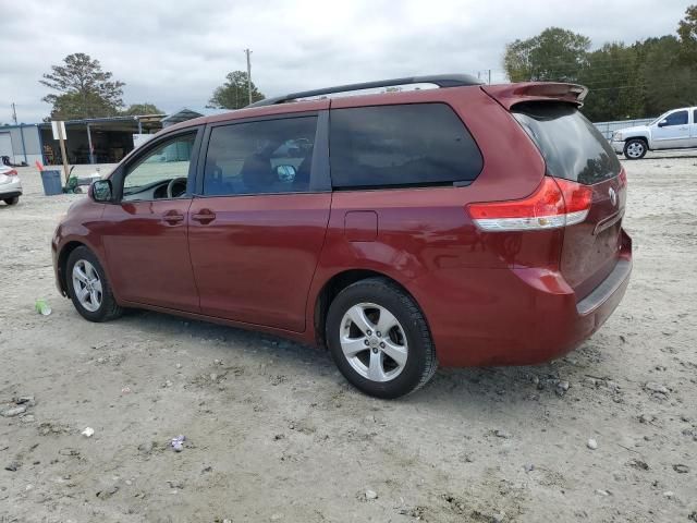 2014 Toyota Sienna LE