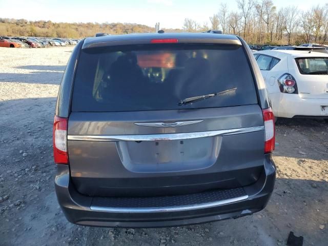 2016 Chrysler Town & Country Touring