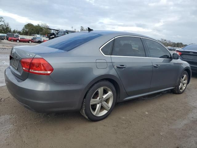 2014 Volkswagen Passat SE