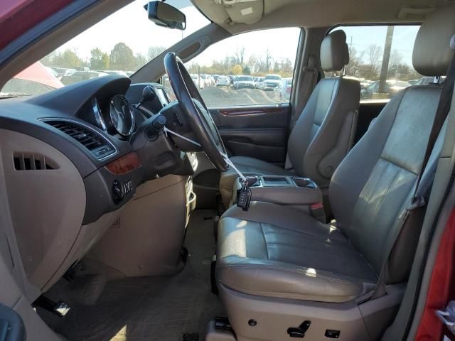 2014 Chrysler Town & Country Touring