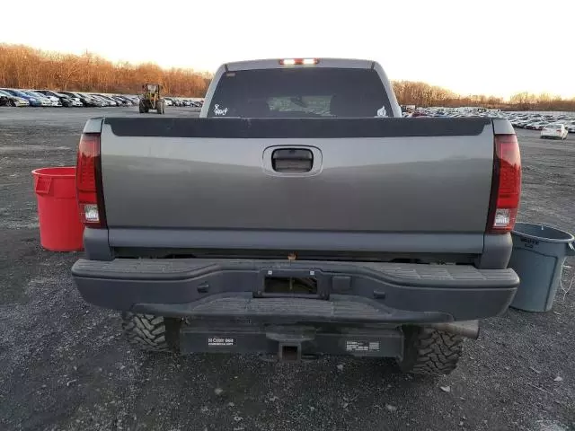 2006 GMC Sierra K2500 Heavy Duty