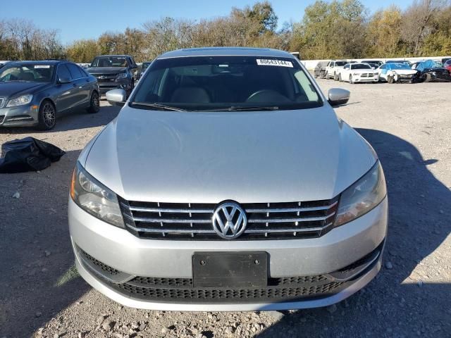 2014 Volkswagen Passat SE