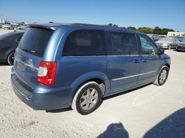 2012 Chrysler Town & Country Touring