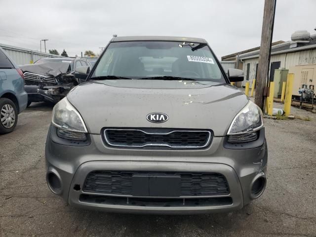 2013 KIA Soul +