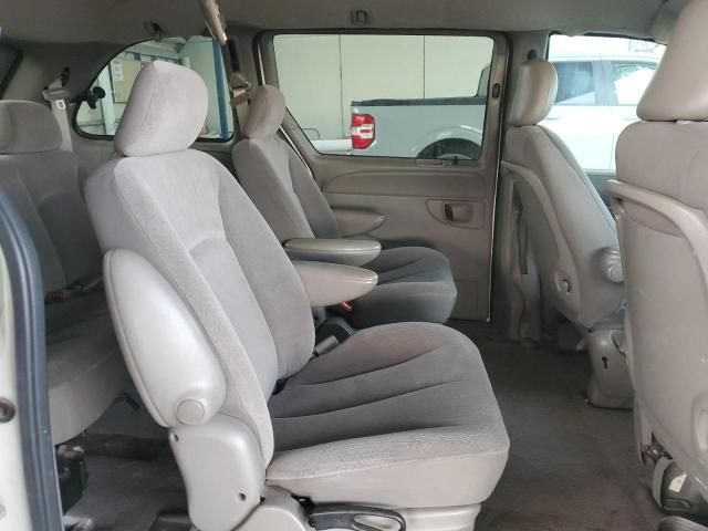 2003 Dodge Caravan SE