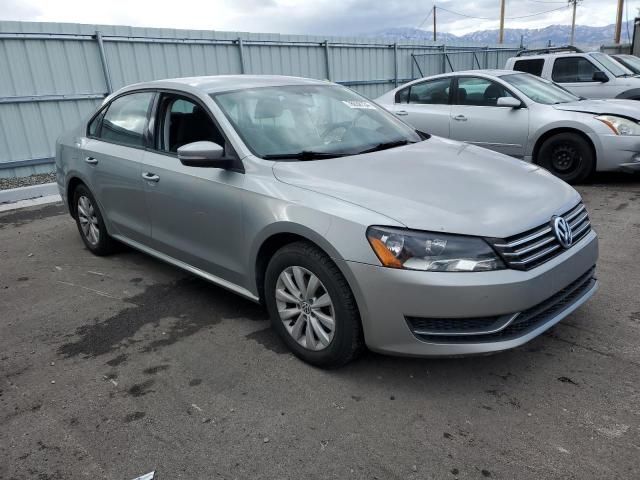 2013 Volkswagen Passat S