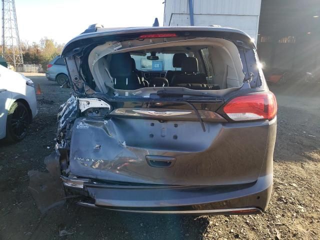 2017 Chrysler Pacifica Touring L Plus