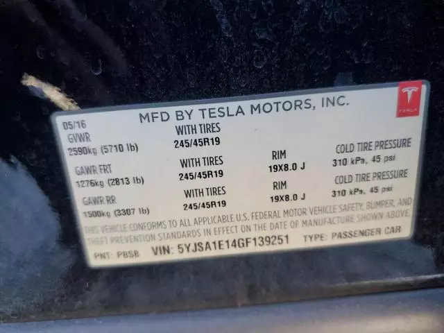 2016 Tesla Model S