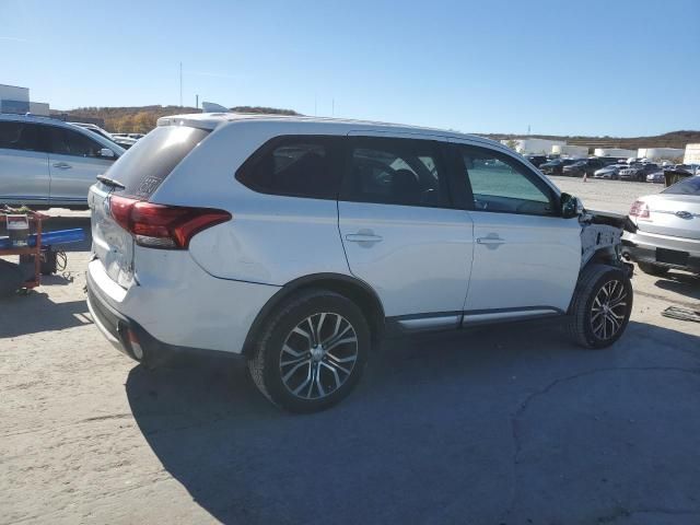 2017 Mitsubishi Outlander SE