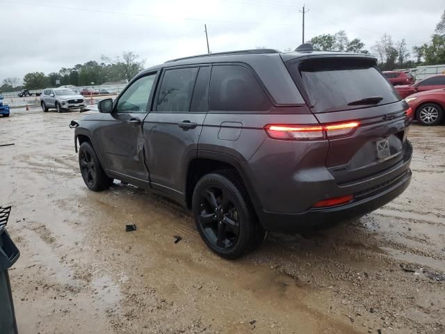 2022 Jeep Grand Cherokee Laredo