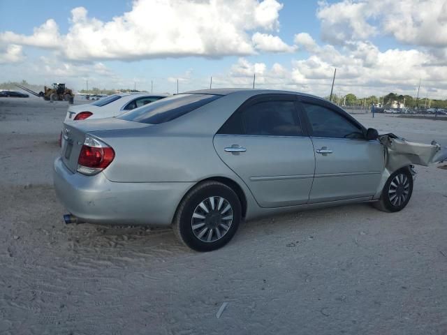 2005 Toyota Camry LE