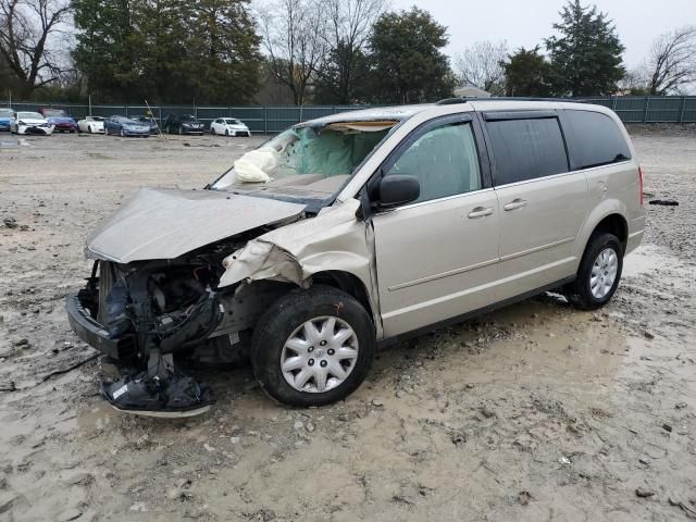 2009 Chrysler Town & Country LX