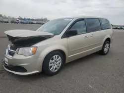 Salvage cars for sale from Copart Ham Lake, MN: 2013 Dodge Grand Caravan SE