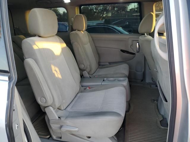 2013 Nissan Quest S