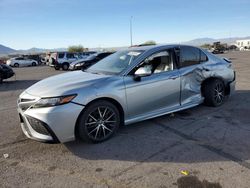 Carros salvage a la venta en subasta: 2021 Toyota Camry SE