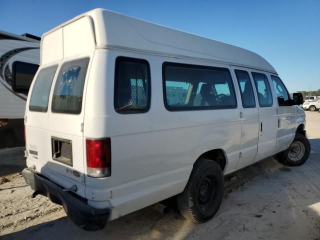 2014 Ford Econoline E350 Super Duty Wagon