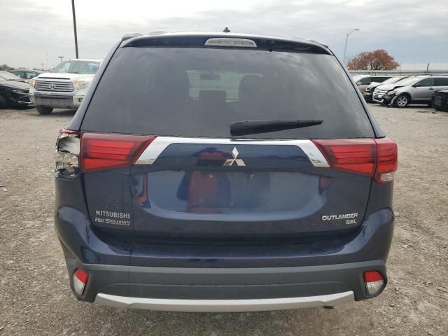 2016 Mitsubishi Outlander SE