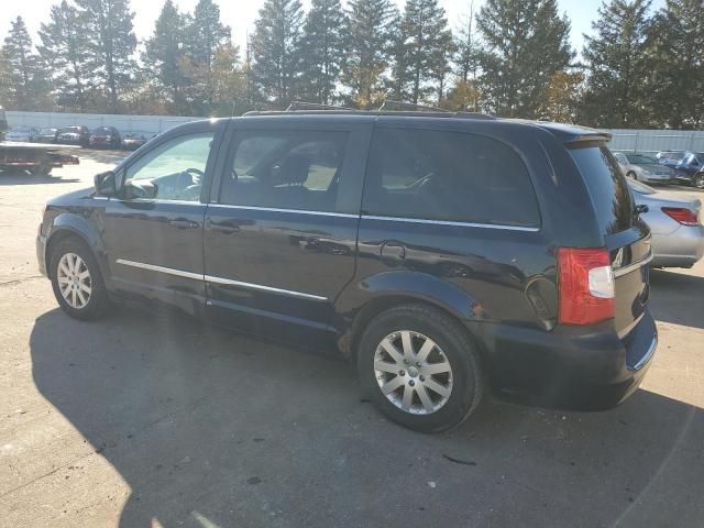 2013 Chrysler Town & Country Touring