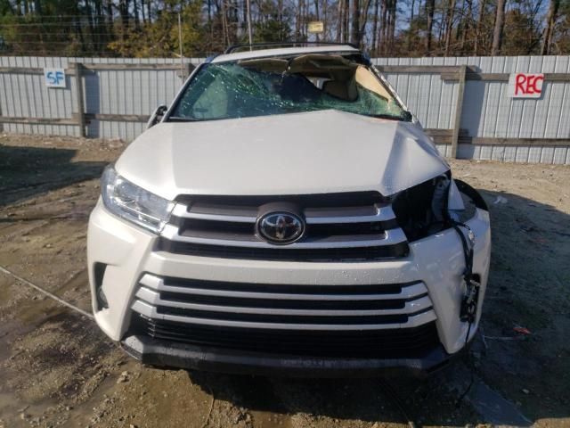 2018 Toyota Highlander SE