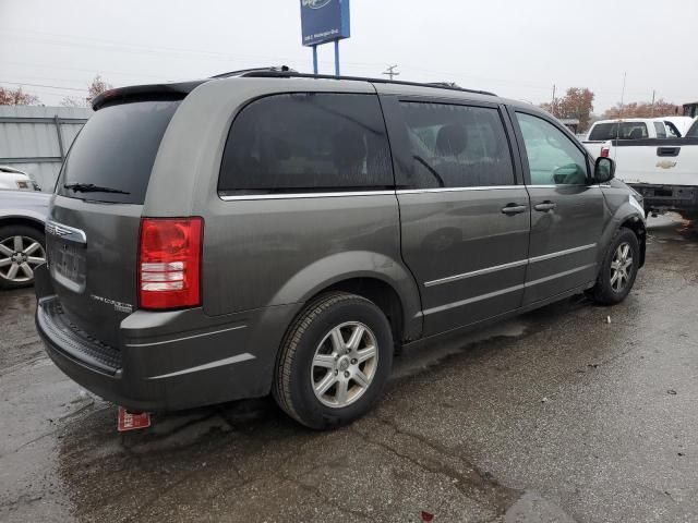 2010 Chrysler Town & Country Touring