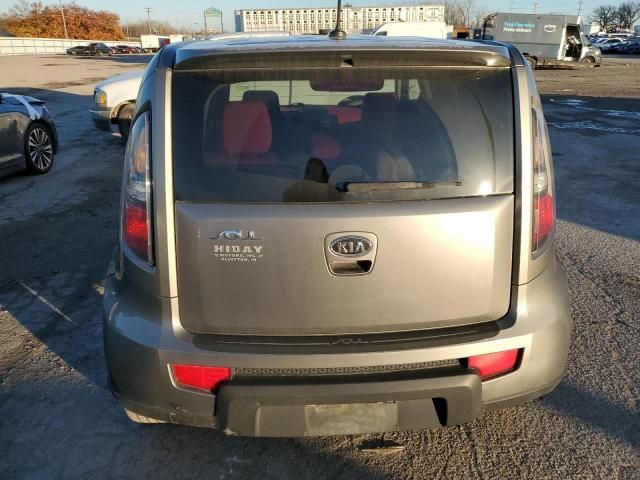 2011 KIA Soul +