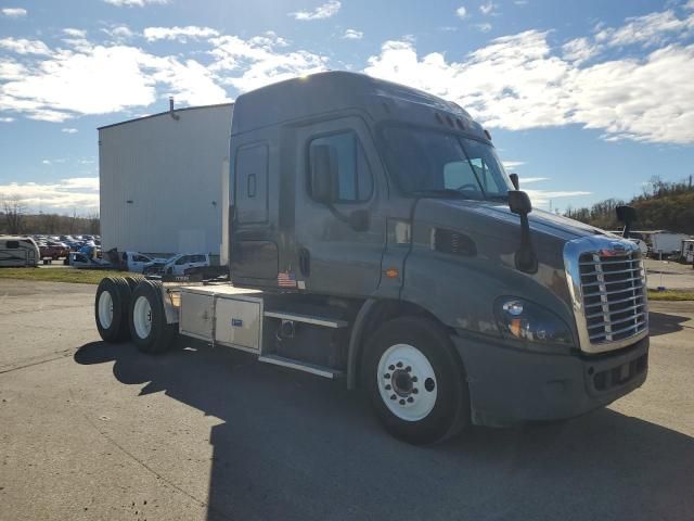 2017 Freightliner Cascadia 113