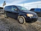 2010 Chrysler Town & Country LX