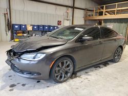 Carros salvage sin ofertas aún a la venta en subasta: 2015 Chrysler 200 S